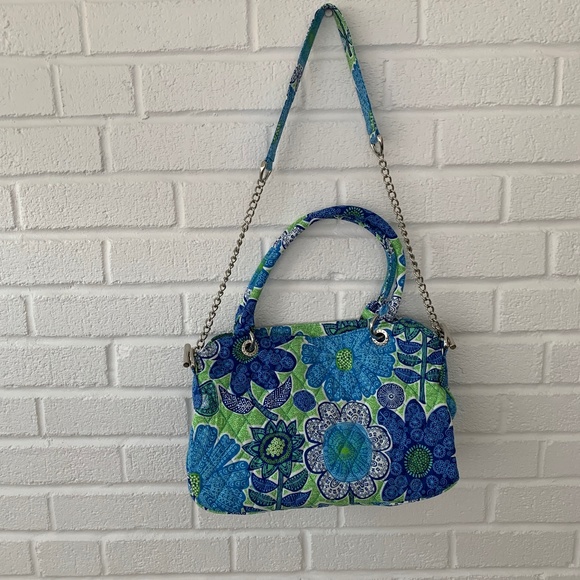 Vera Bradley Handbags - Vera Bradley Doodle Daisy Purse